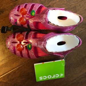 NEW with tags Isabella Girls Crocs size 13